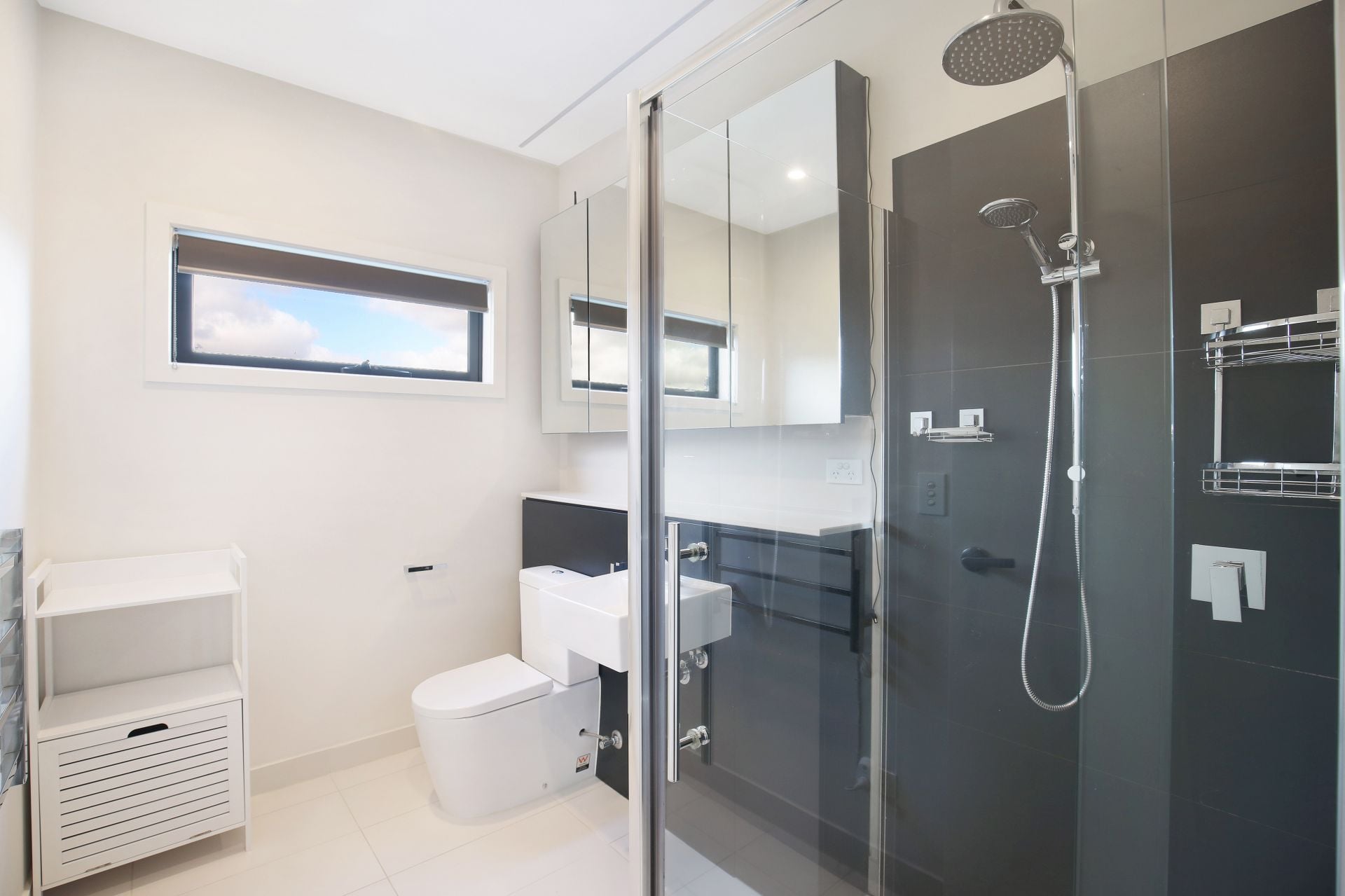 Lovely Townhouse in Convenient Location!