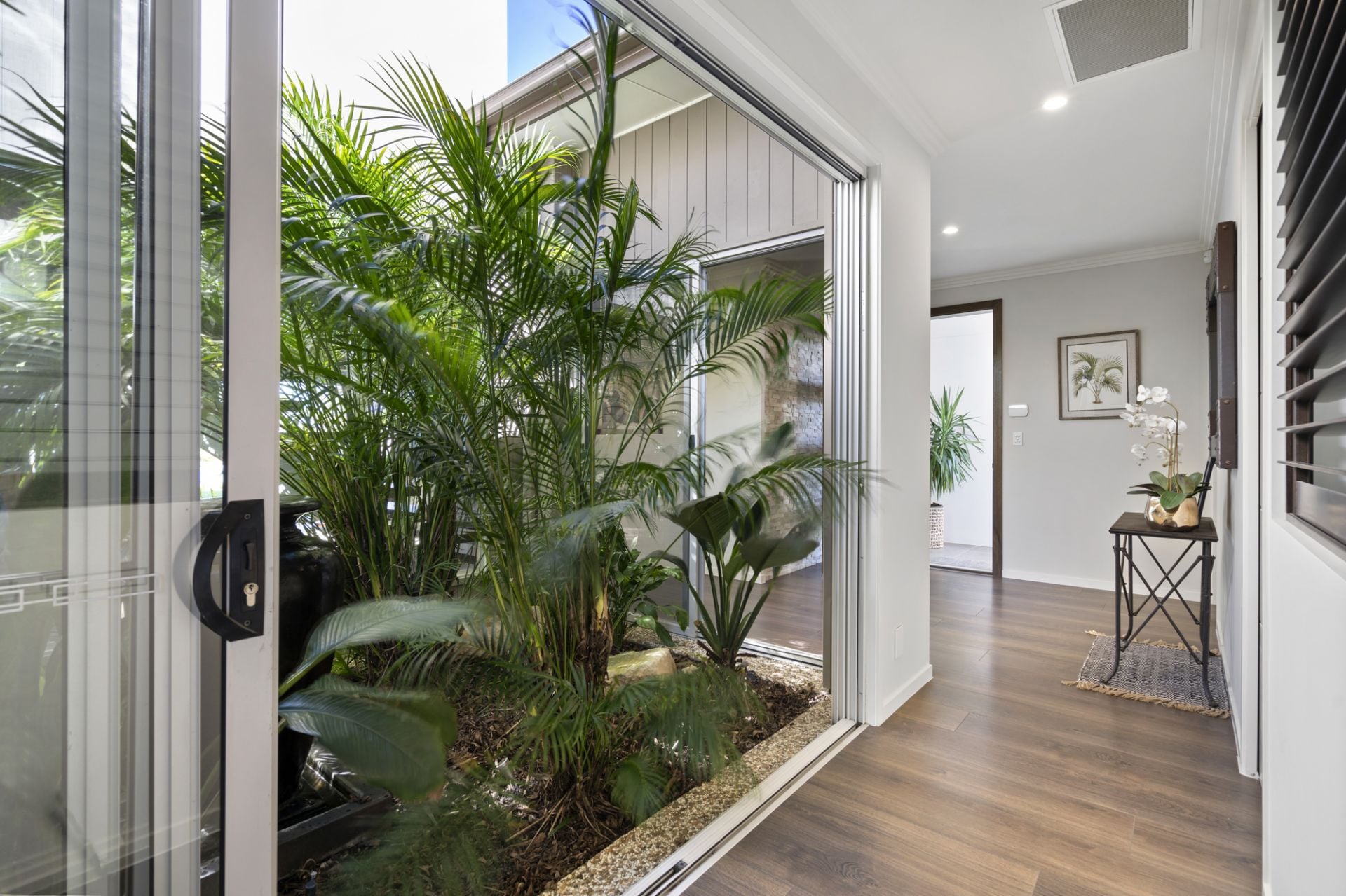 19 Cocos Court Kawana Island QLD, Kawana Island - Thumbnail 4