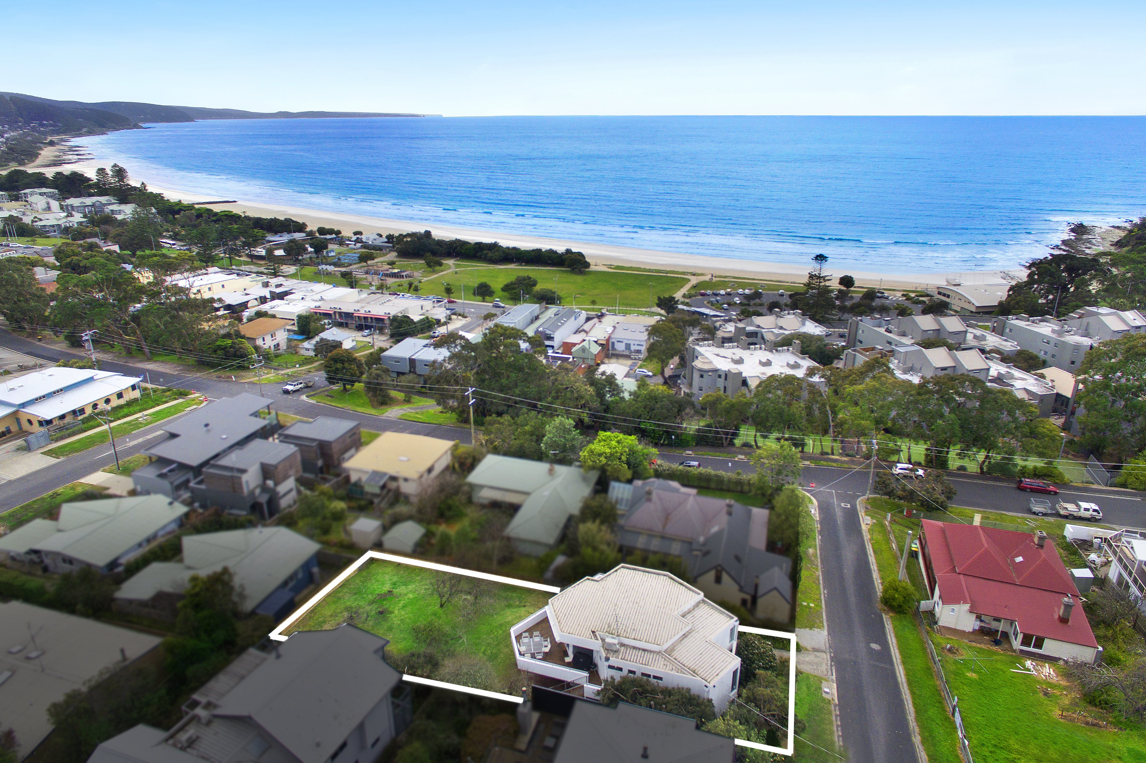 2 Fern Avenue, Lorne, VIC, Lorne - Thumbnail 2