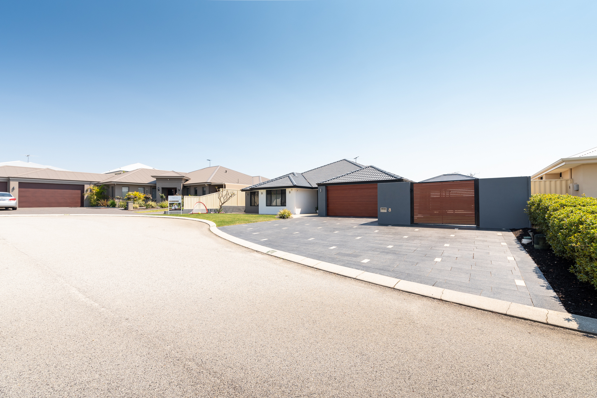 8 Risana Close MADELEY WA, Madeley - Thumbnail 2