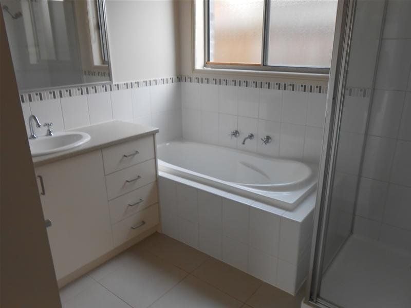 Beautiful Family Home in the Riverdale Estate...
