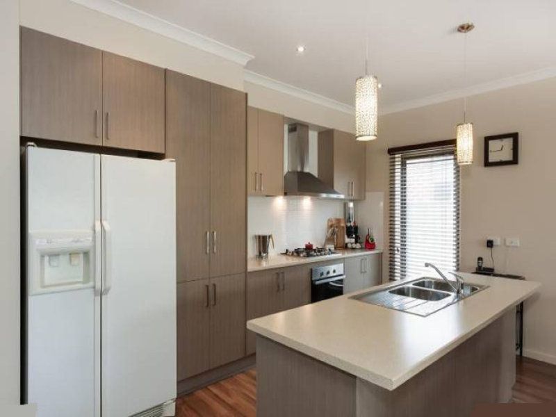 13 Lupin Street MERNDA, Mernda - Thumbnail 7