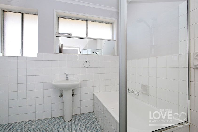 Refurbished, Great Location!