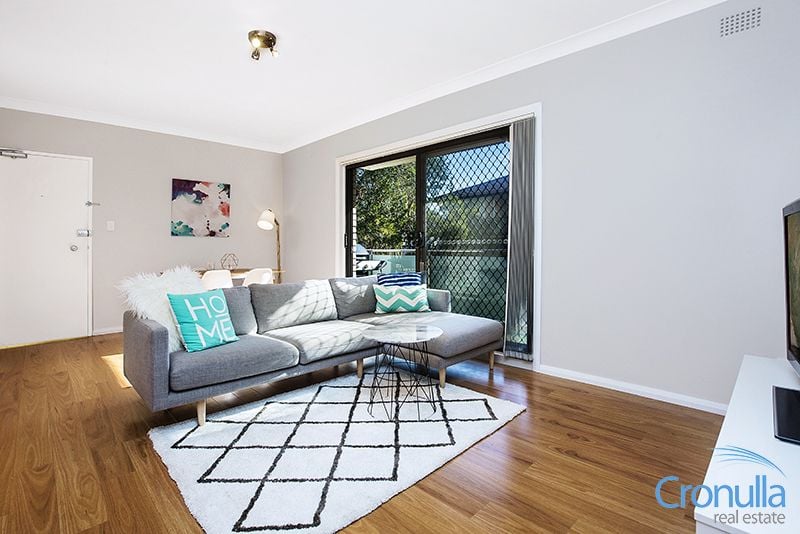 29 Tullimbar Road