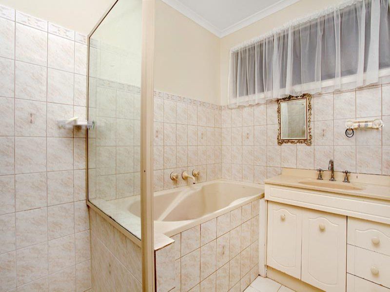 71 Westcott Parade, Rockbank - Thumbnail 6