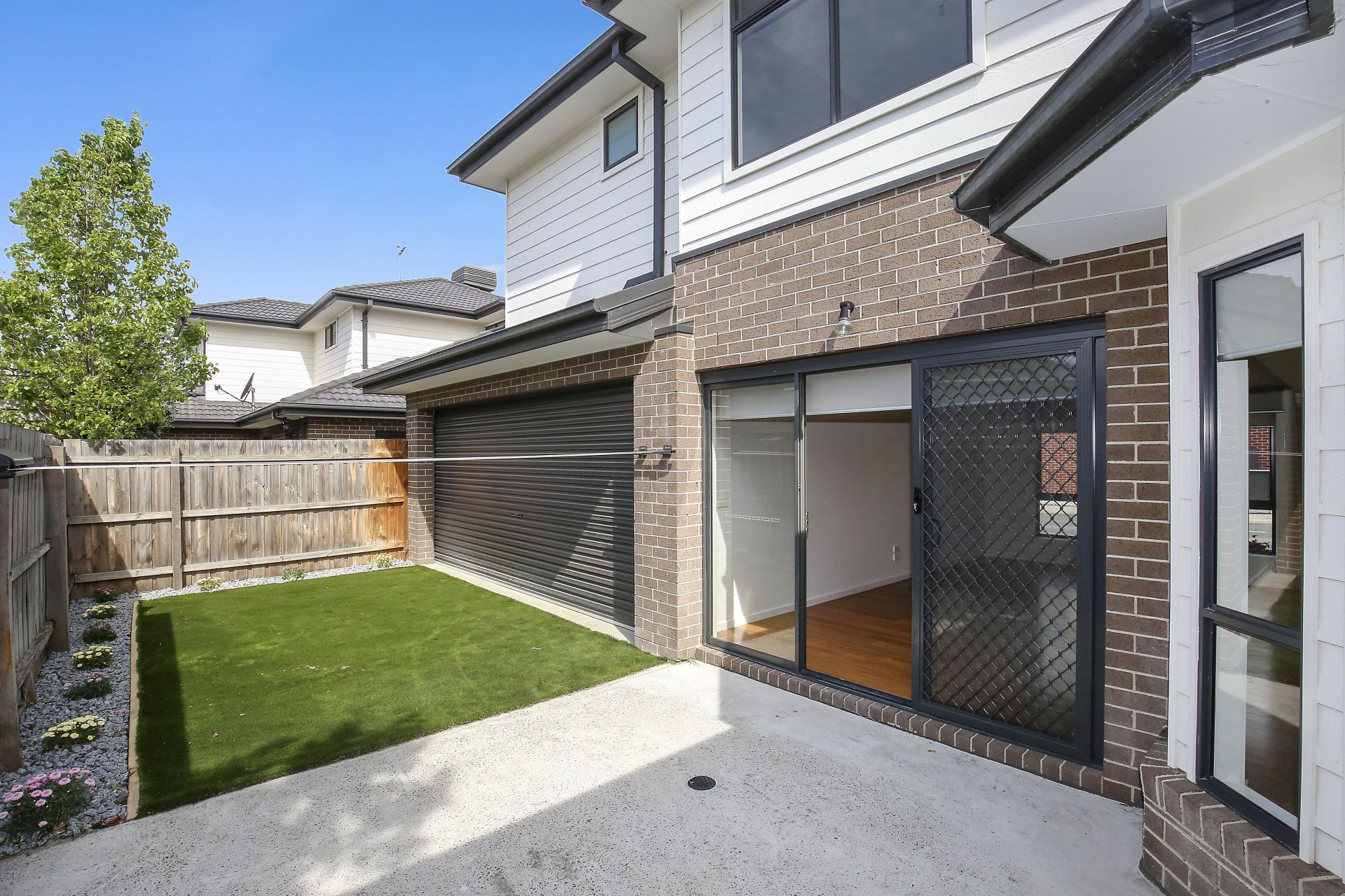 QUALITY, COMFORT AND STYLISH LIVING *FRESHLY PAINTED*  *Insp Wed 21st Nov @ 4:00pm*