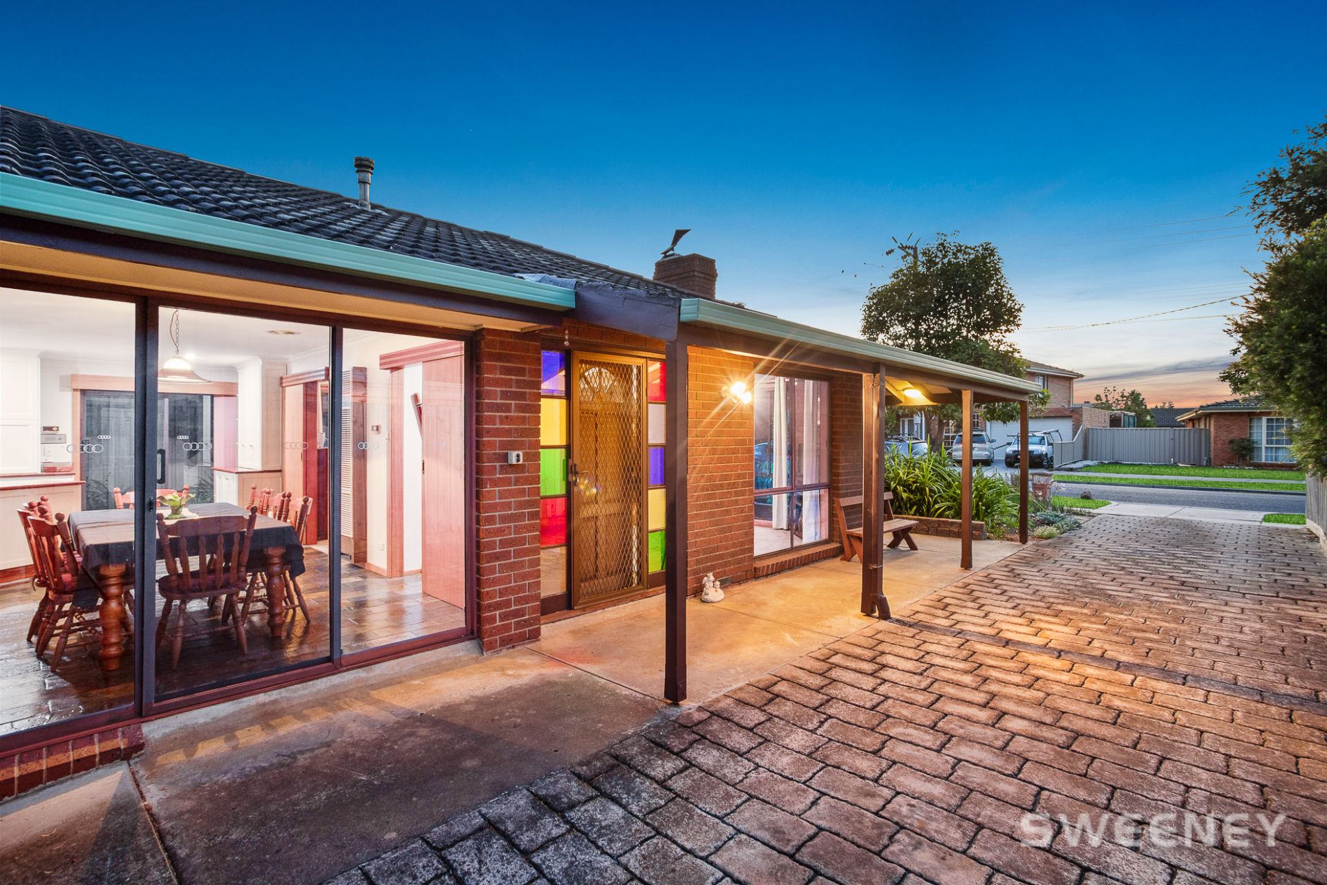29 Edwards Drive, Altona Meadows - Thumbnail 3