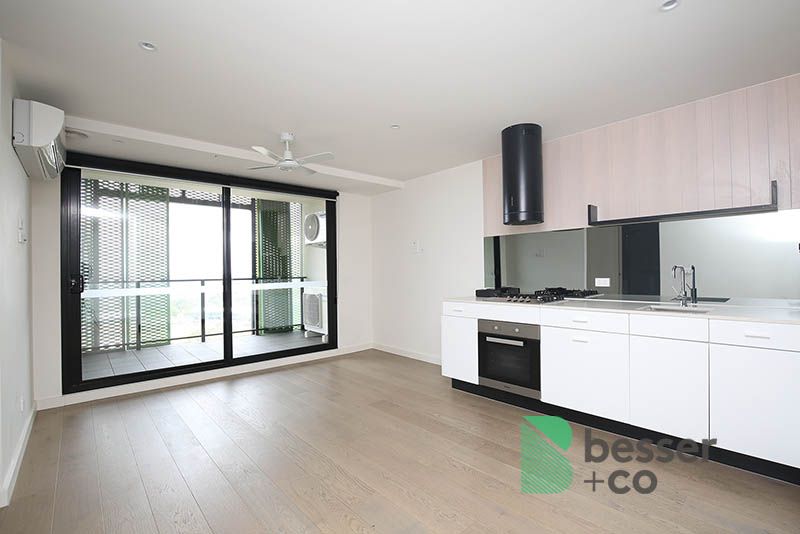 1206/6 St Kilda Road, St Kilda - Thumbnail 3