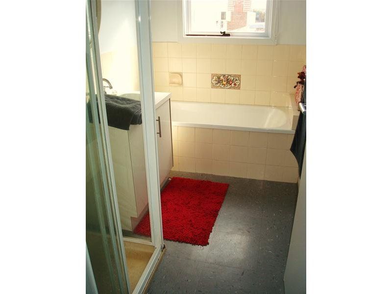 Renovated 2 Bedroom Villa Unit