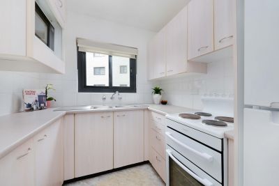 1/1A Leeton Avenue Coogee NSW, Coogee - Thumbnail 3