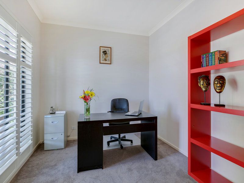 33 Erskine Road MERNDA, Mernda - Thumbnail 7