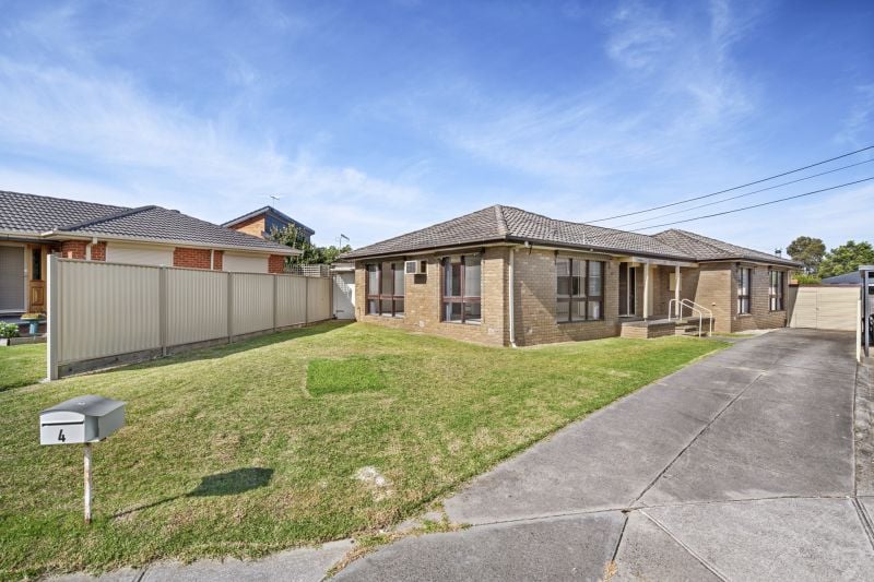 4 Lomond Court, Lalor
