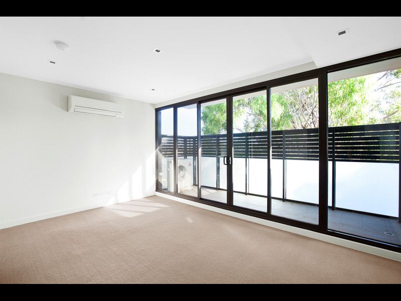 217/833 Dandenong Road, Malvern East - Thumbnail 2