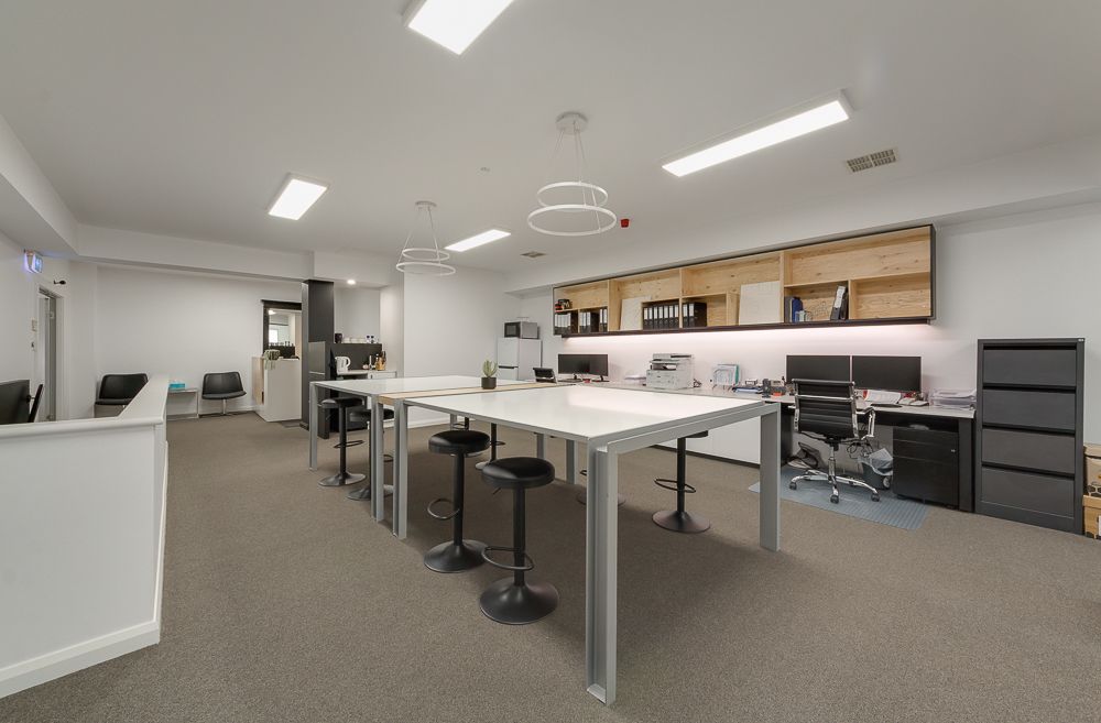 FANTASTIC CENTRALLY BASED FREMANTLE OFFICE!