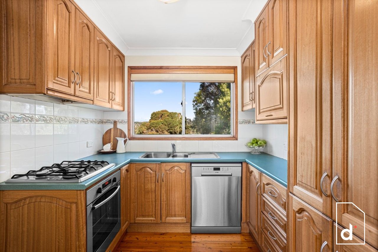 29 Matthews Drive, Mount Warrigal NSW