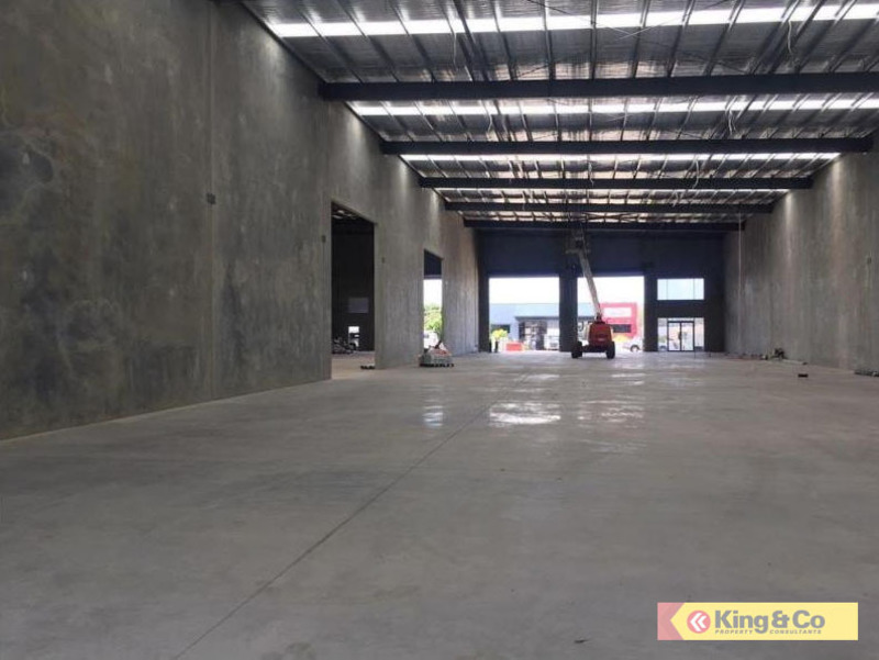MODERN WAREHOUSE WITH ABUNDANT HARDSTAND - 2 MINS TO LOGAN MOTORWAY