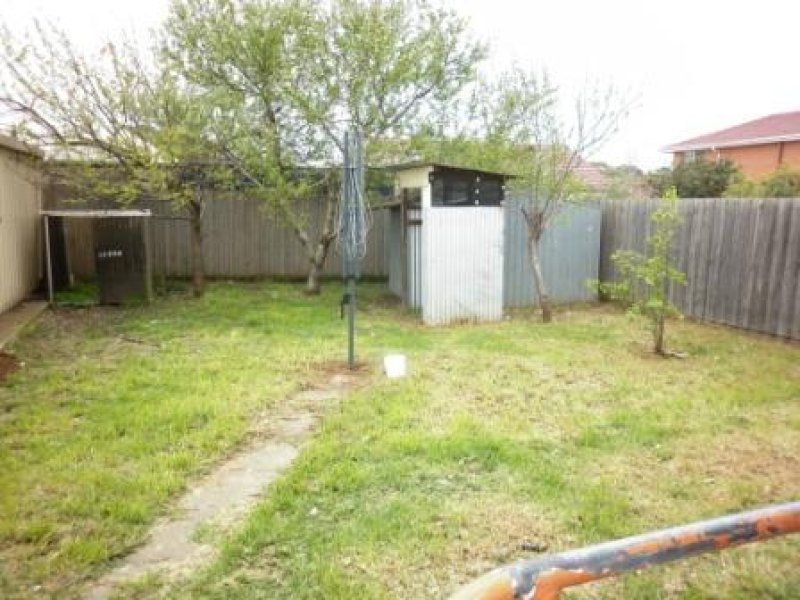13 Thomson Avenue, Laverton - Thumbnail 7