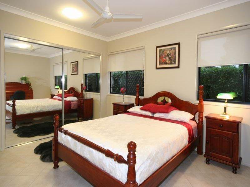 70 Landsborough Parade GOLDEN BEACH QLD, Golden Beach - Thumbnail 5