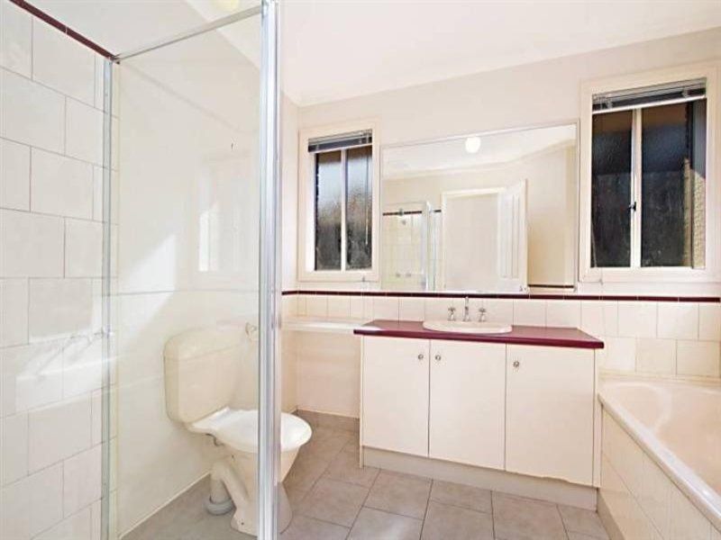14 Kahan Close, Caroline Springs - Thumbnail 6