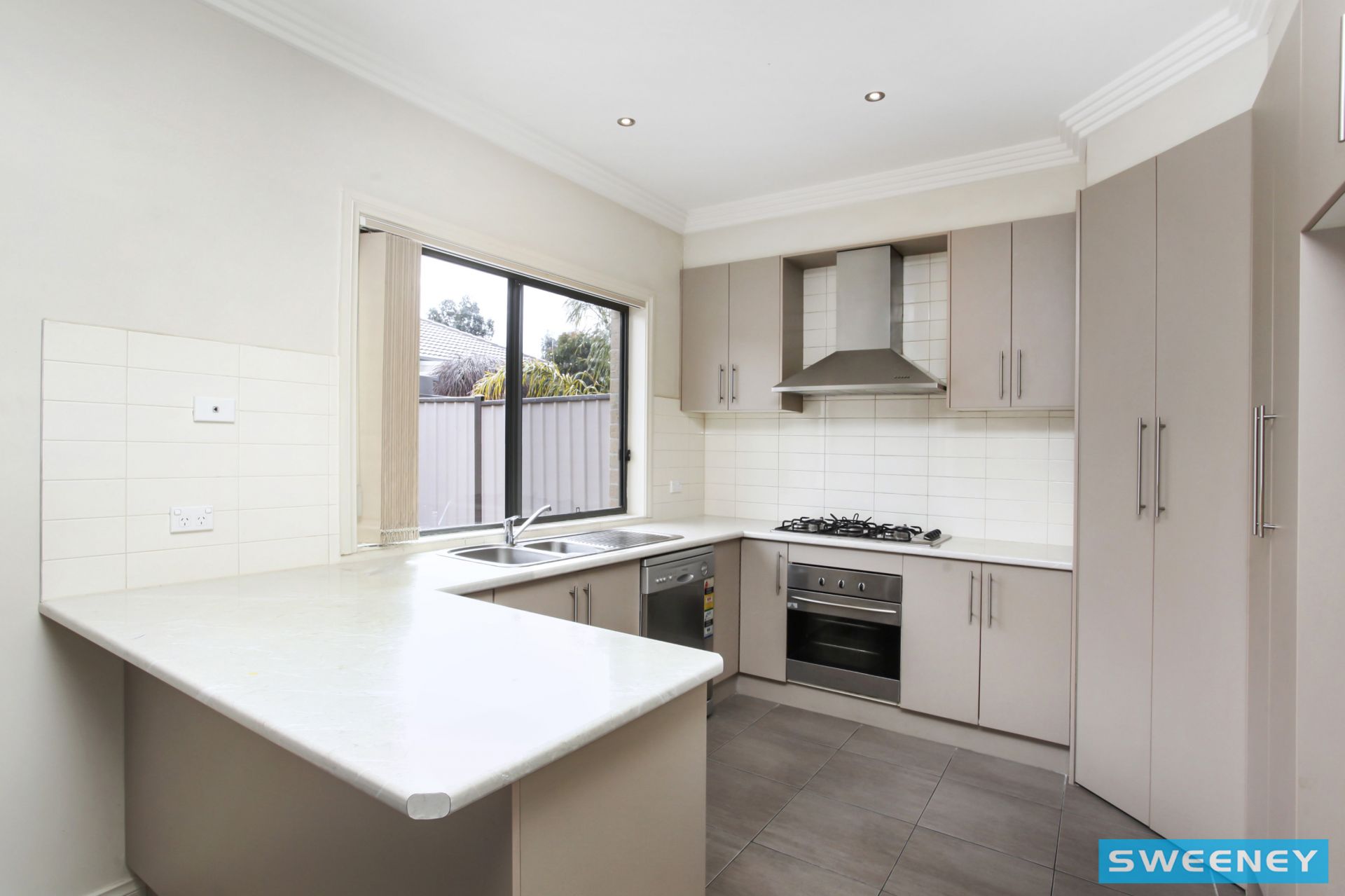 22 Cunningham Chase, Burnside Heights - Thumbnail 4