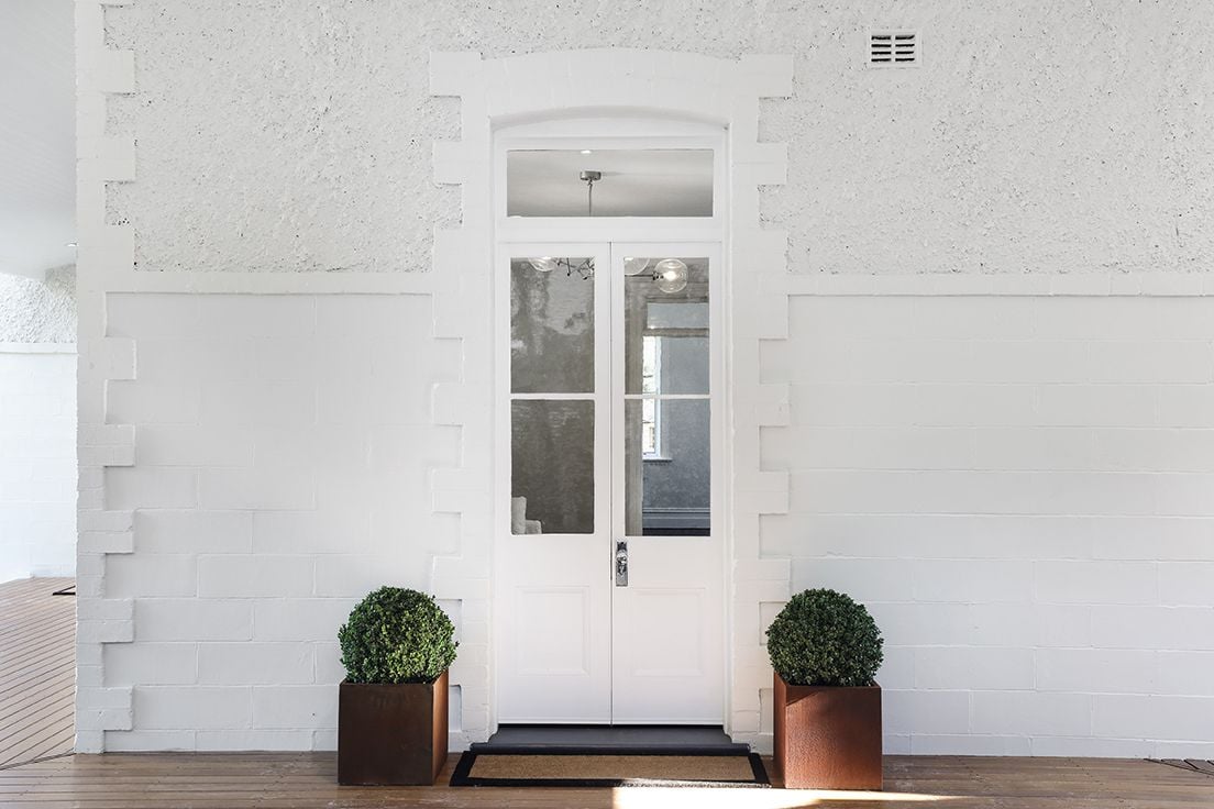 19 Everglades Avenue Leura 2780