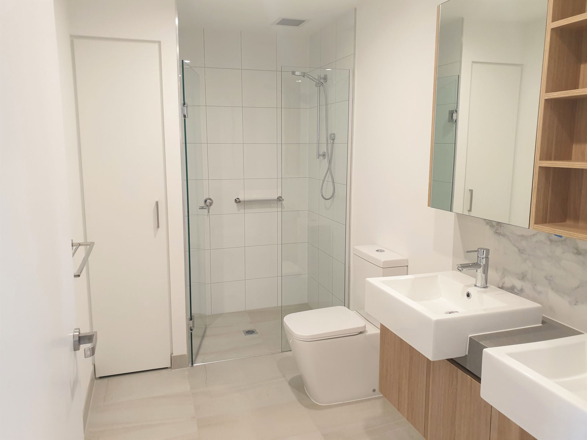 Luxury Apartment - THE NEWBURY