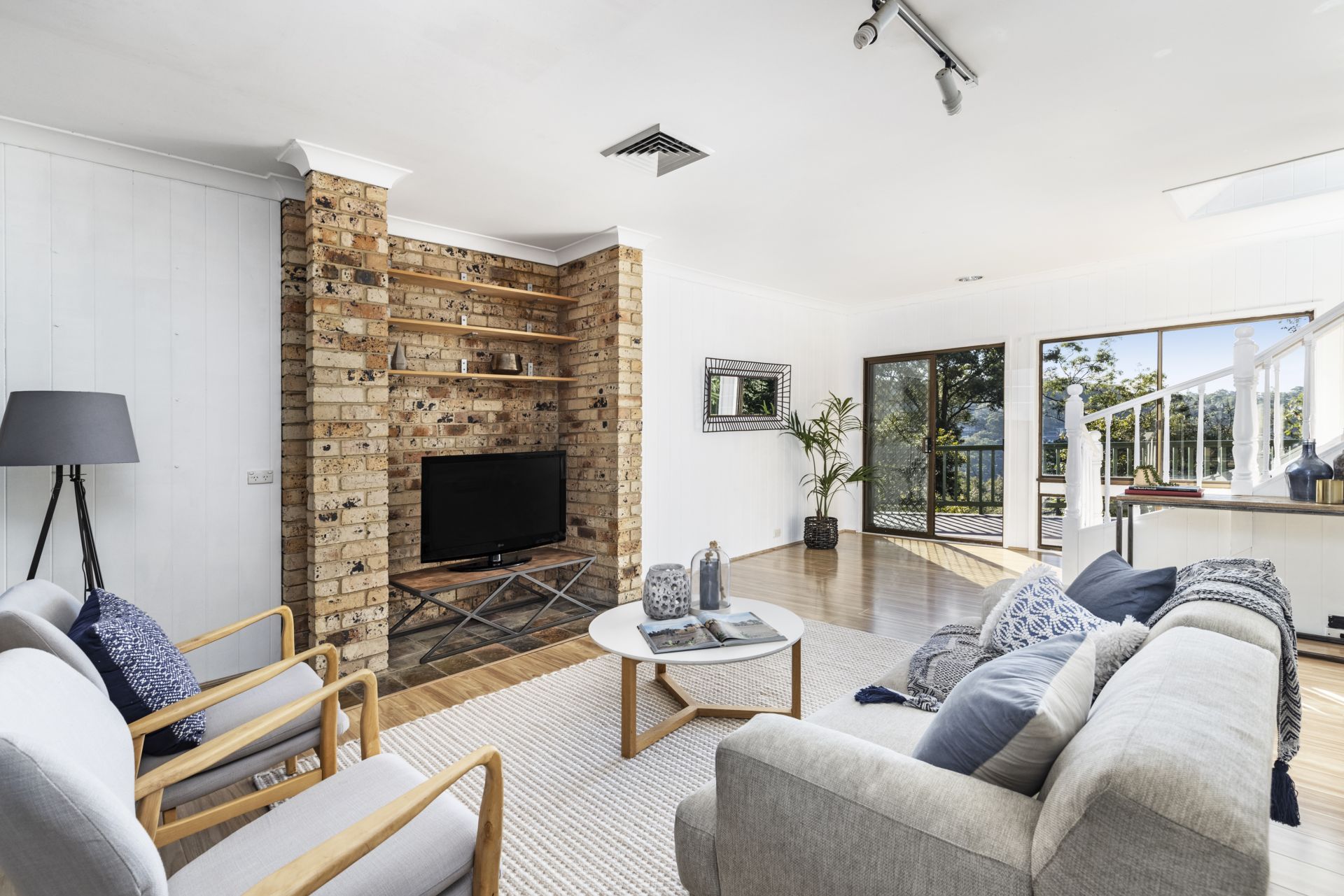 132 Peninsular Road, Grays Point, Grays Point - Thumbnail 2