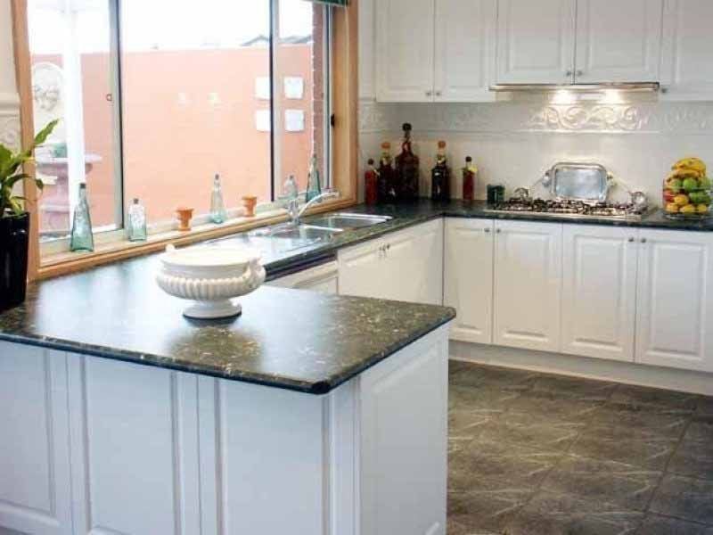 Lovely Family Home With Heated Swimming Pool