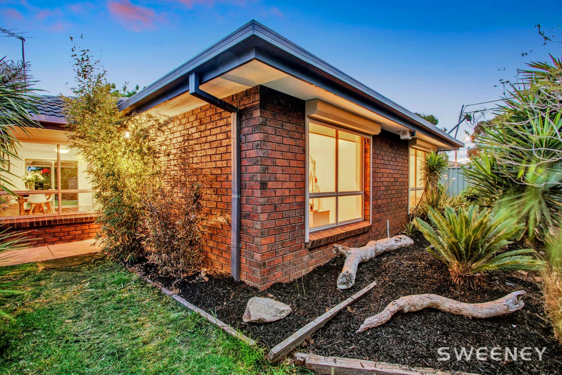 335 Victoria Street, Altona Meadows - Thumbnail 2