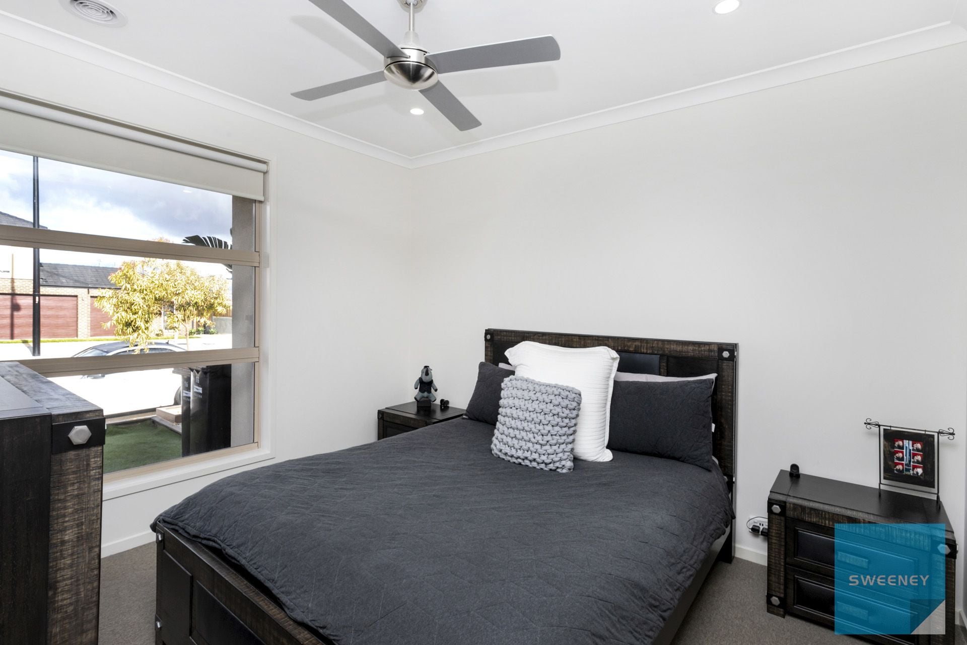 16 Kennedy Drive, Fraser Rise - Thumbnail 8