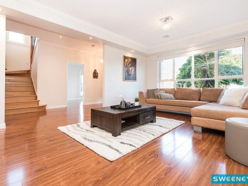 13 Braeside Walk, Caroline Springs - Thumbnail 5