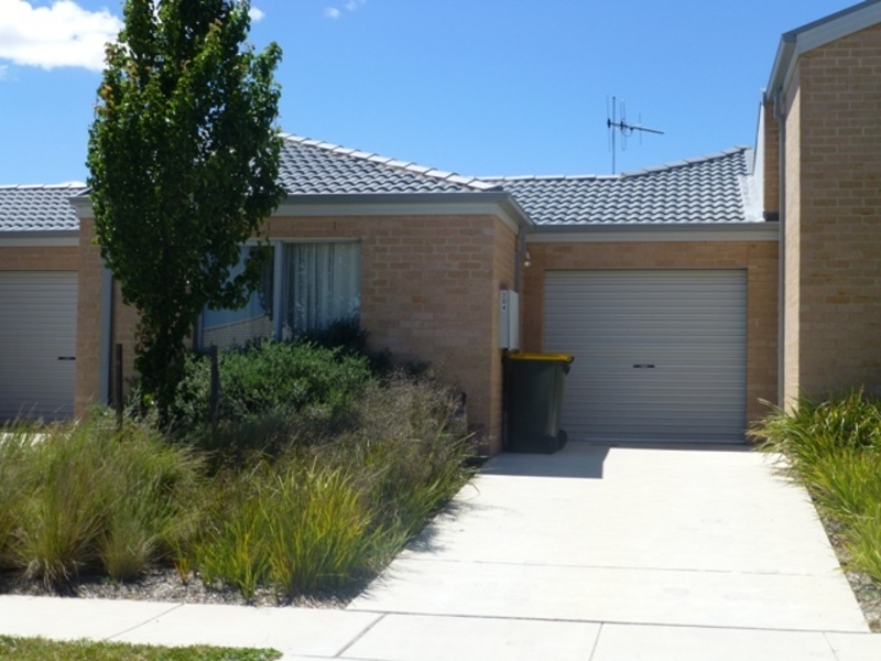 Real Estate For Lease 204 Kerrigan St Dunlop , ACT
