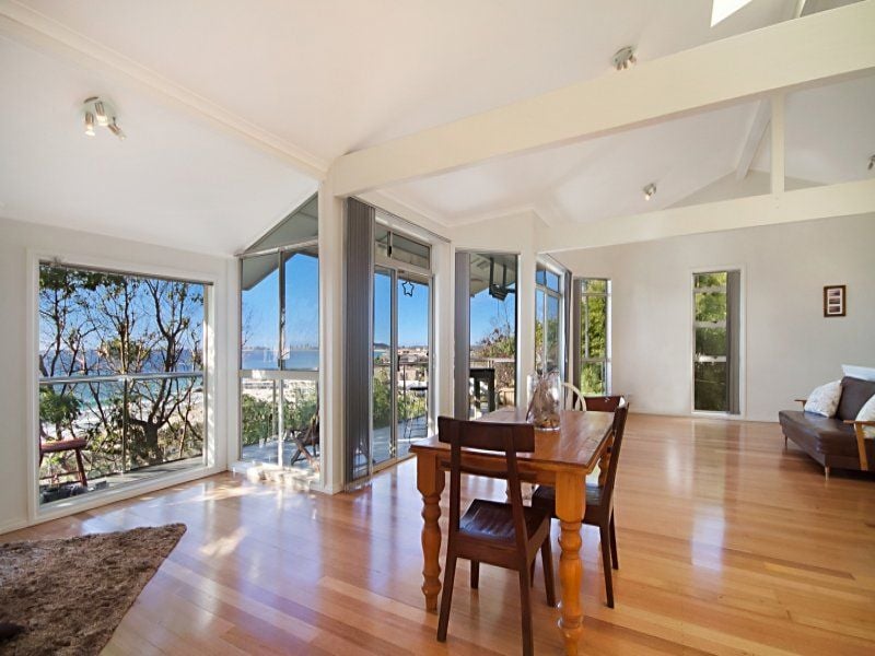 13 James Street CURRUMBIN QLD, Currumbin - Thumbnail 2