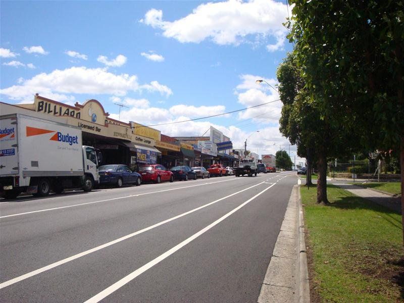 Prime Location - Has It All!