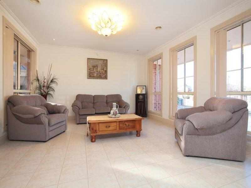 8 Moonlight Terrace, Sydenham OBrien Real Estate