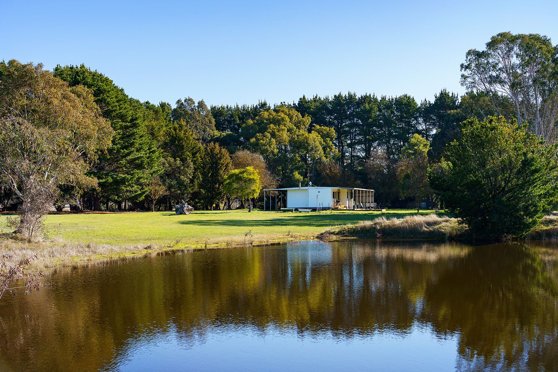 40 Torneys Lane, Elphinstone - Thumbnail 2