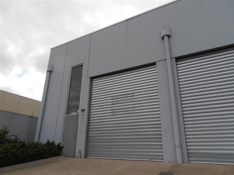 GREAT LITTLE LEASED INVESTMENT OPPORTUNITY!!