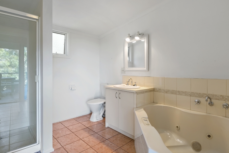 9/5 Cora Lynn Court LORNE VIC, Lorne - Thumbnail 8