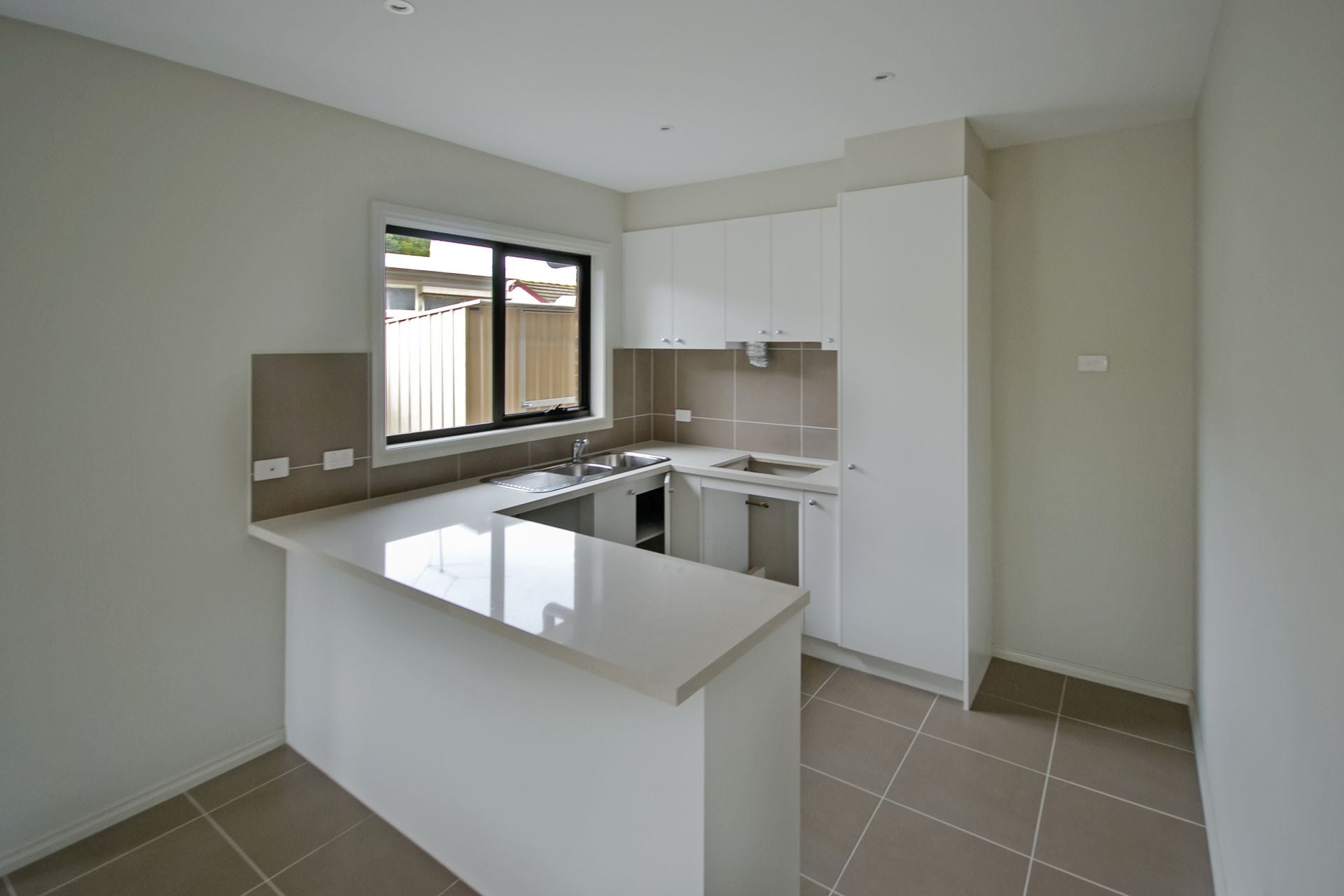 SPACIOUS TWO BEDROOM PLUS STUDY