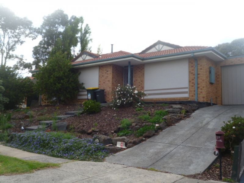 28 Bowman Drive, Mill Park