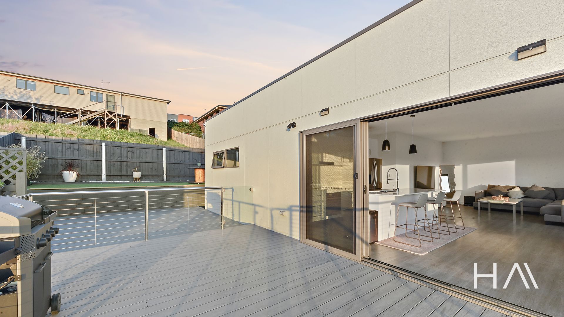 5/7-9 Malachi Court Newnham, Newnham - Thumbnail 3