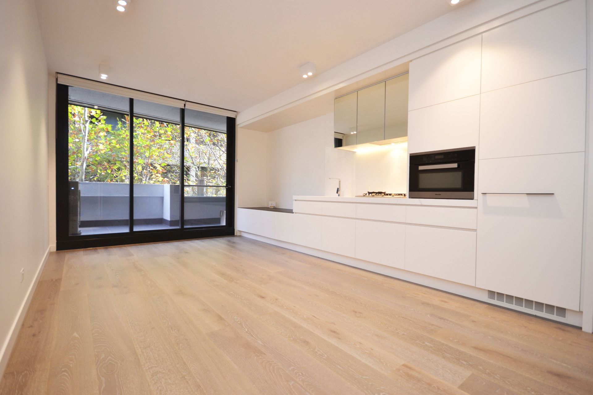 EXQUISITE ELEGANCE IN THE HEART OF SOUTH YARRA