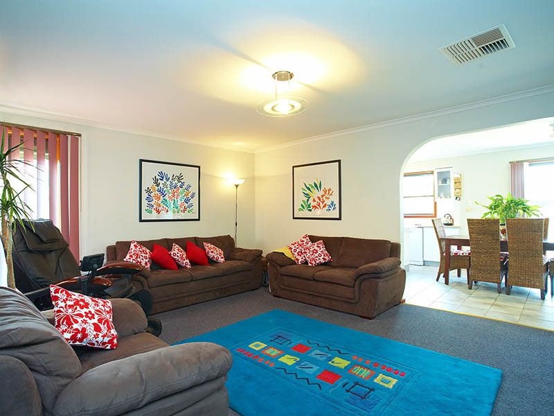 37 Hoddle Way, Altona Meadows - Thumbnail 5