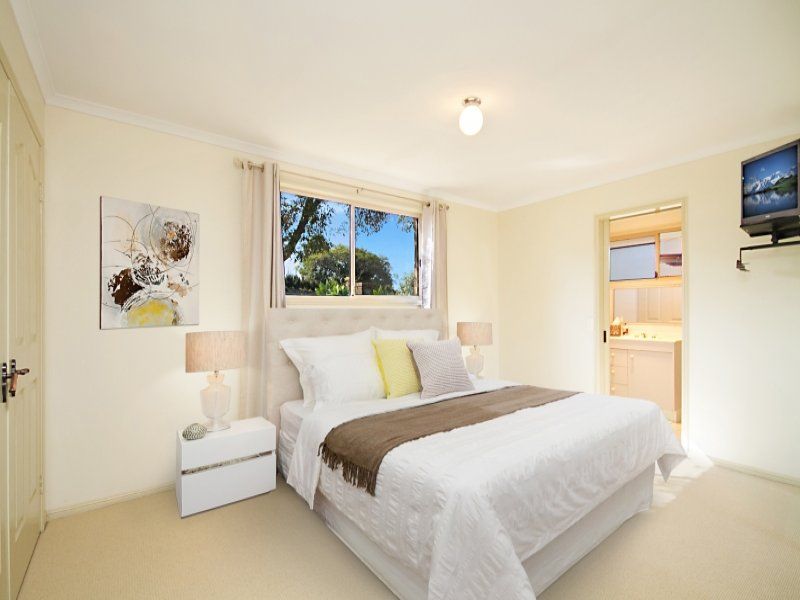 8 Inverness Court, BANORA POINT, Banora Point - Thumbnail 7