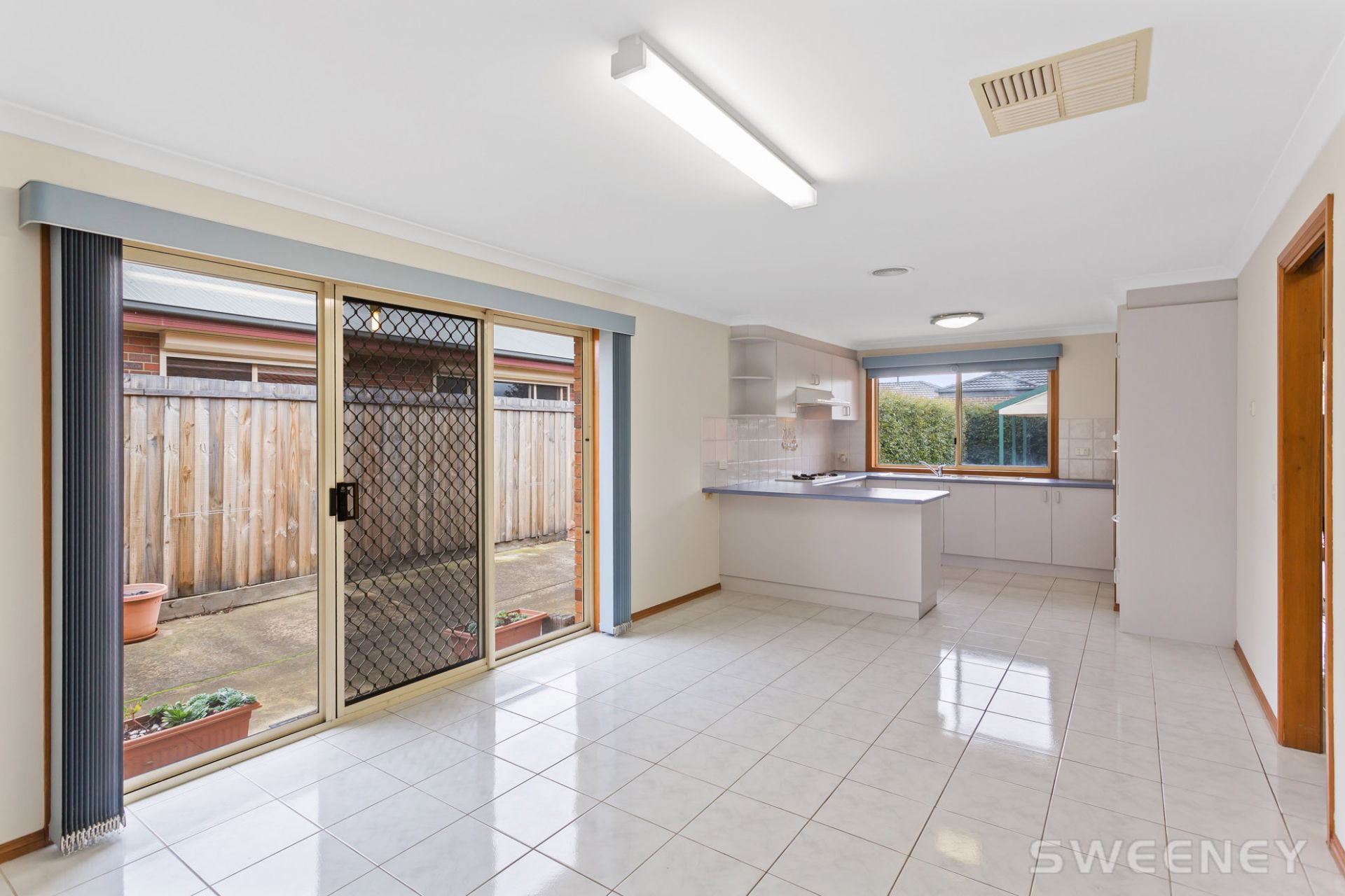 4 Hyde Court, Altona Meadows - Thumbnail 5