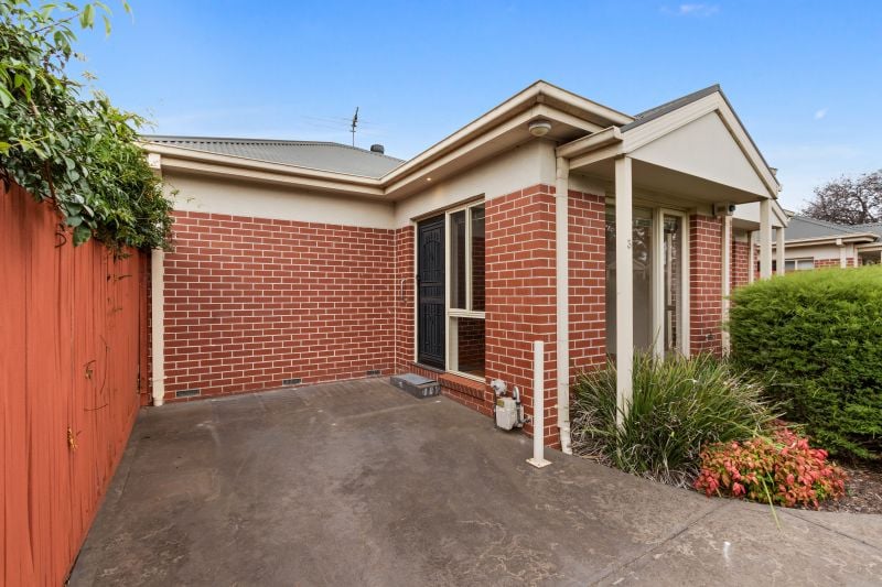 3/62-64 Rennie Street, Thornbury