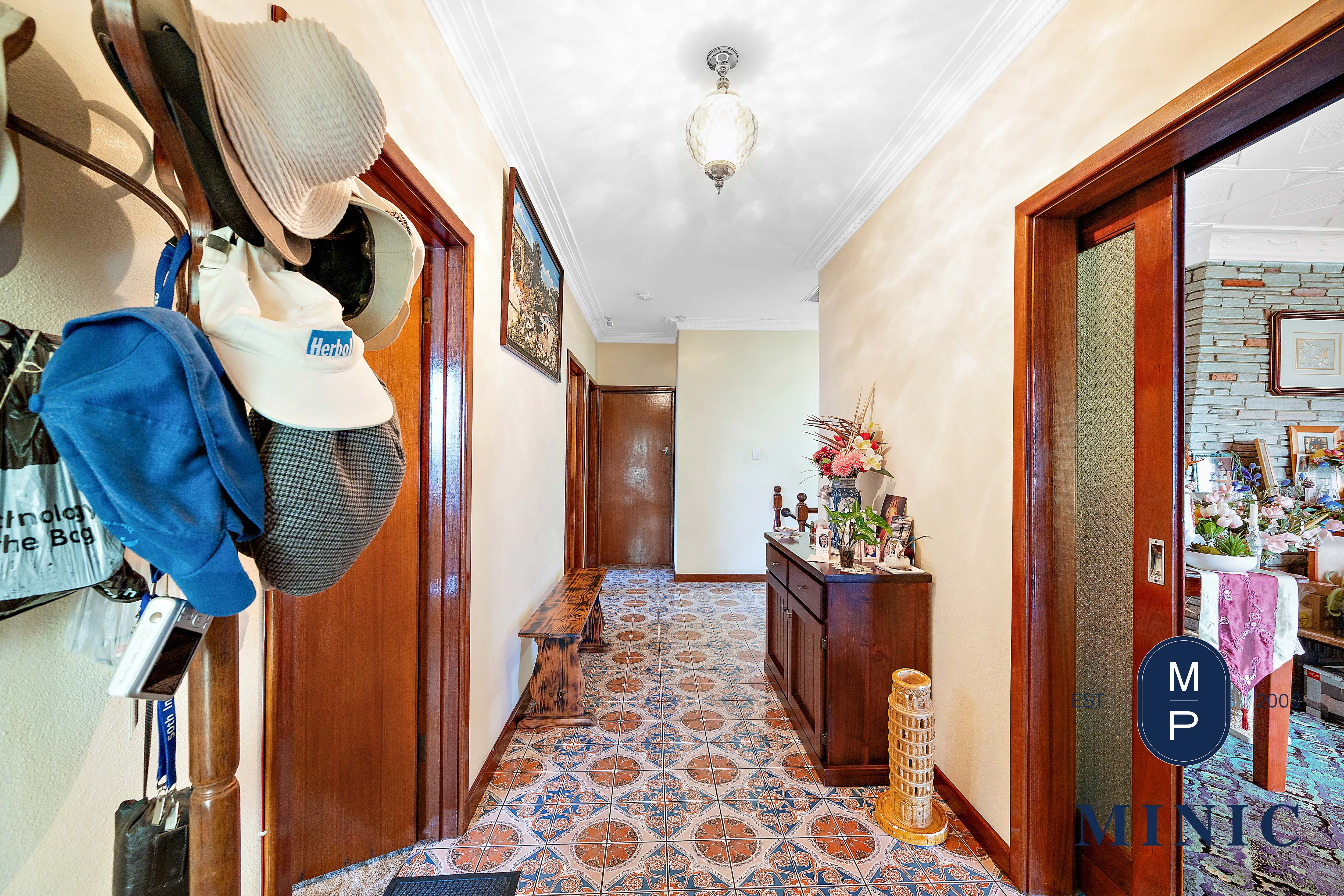 3 Derry Avenue, Mount Nasura
