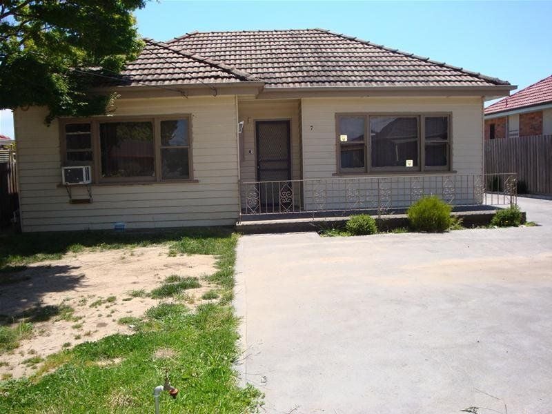 Spacious Unit!
