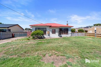 67 Tarleton Street, East Devonport, East Devonport - Thumbnail 2