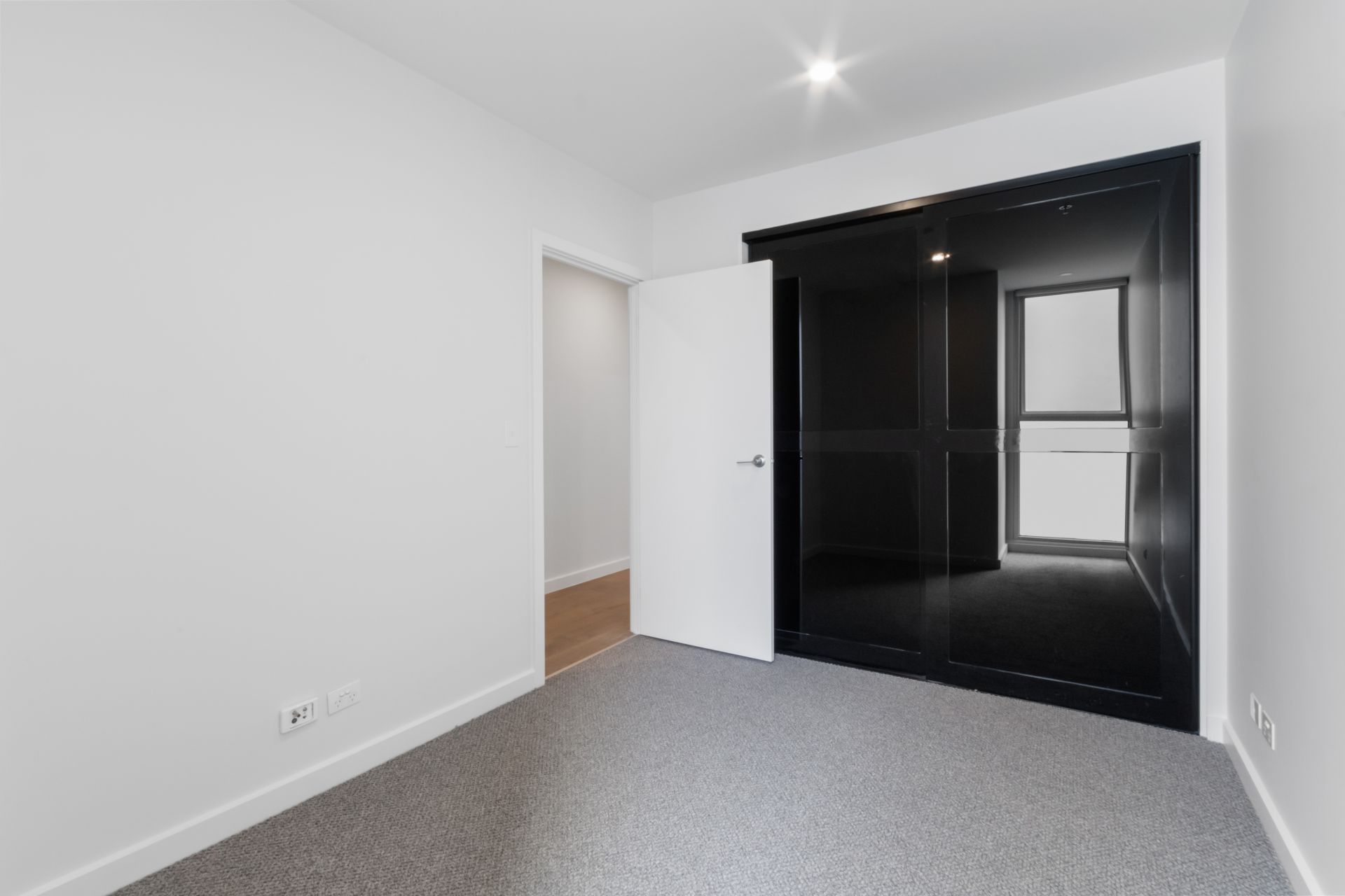 Stunning Apartment in the Heart of South Yarra